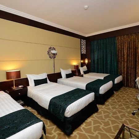 Rawdat Al Safwa Hotel Medina Exteriör bild